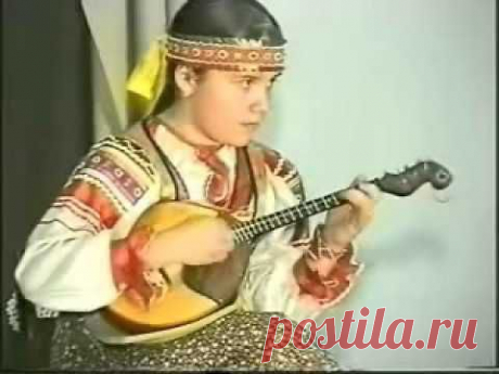 Домра (русский народный струнный инструмент) - YouTube — Яндекс.Видео