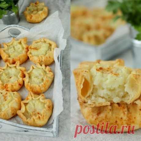 ПИРОЖКИ С КАРТОФЕЛЬНЫМ ПЮРЕ