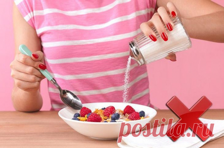 Список продуктов, которые помогают снизить уровень сахара в крови Примерно каждый третий человек находится в зоне риска по развитию диабета второго типа. Можно быть предиабетиком и даже не догадываться об этом, потому что организм изо всех сил пытается самостоятельн...