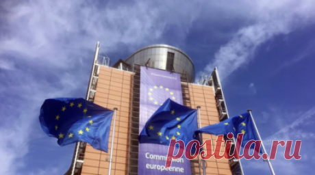 ЕК потратит €1 млн на продвижение приоритетов европейской политики в Китае. Еврокомиссия ищет подрядчиков для реализации программы по укреплению доверия между ЕС и Китаем. Европейские специалисты планируют наладить «партнёрские отношения» с научными кругами, аналитическими центрами и исследовательским сообществом в КНР. С документом ознакомился RT. Читать далее