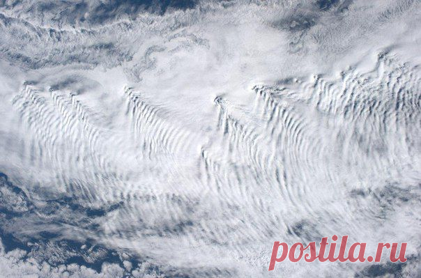 Облака над Землей от астронавта Александра Герста / Физика невозможного!