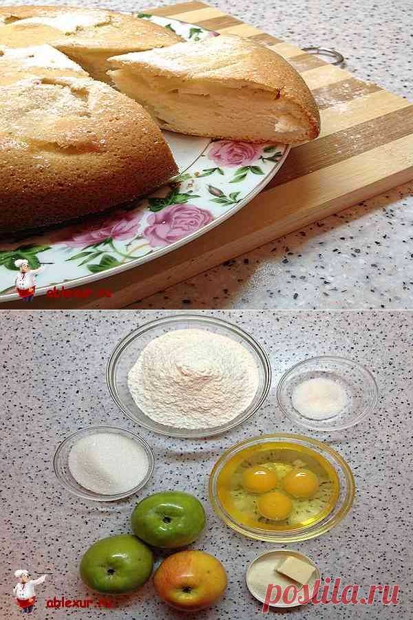 Простой, заливной пирог с яблоками, рецепт с фото