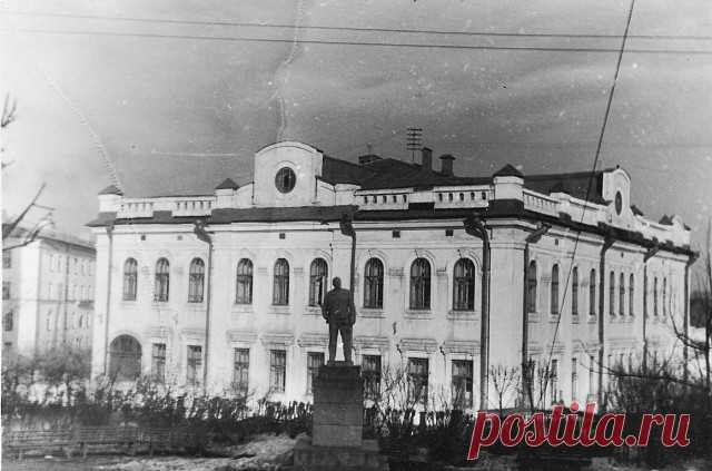 Одноклассники