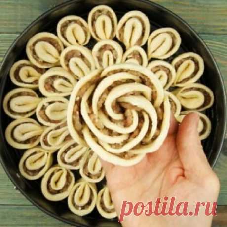 Оригинальный пирог с мясом «Хризантема»
