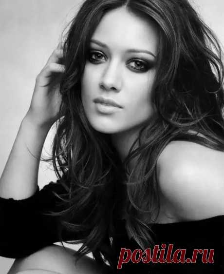 Хилари Дафф (Hilary Duff) в фотосессии Наоми Калтман (Naomi Kaltman) для журнала FHM (декабрь 2007)