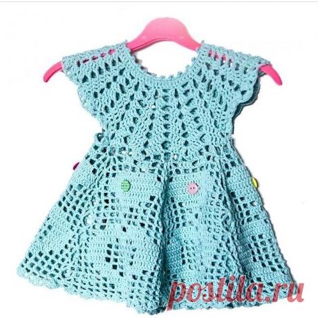 Вязаное платье от @kirchmeierjulia 👗👗👗
#довяжуипокажу #вязаниедлямалышей #вязаноеплатьекрючком #вязаниекрючком