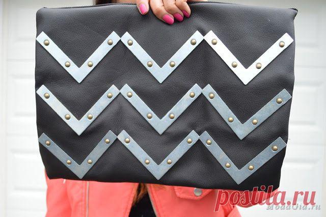 Декорируем клатч шевронами из металлических уголков