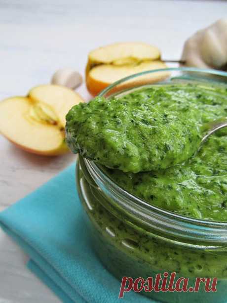 Постигая искусство кулинарии... : Соус из петрушки, чеснока и яблока