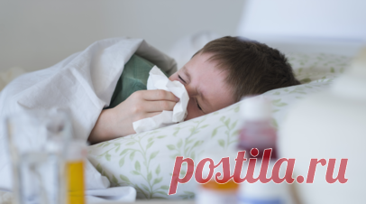 Инфекционист Тимаков назвал особенность гонконгского гриппа. Главный врач медицинского центра «Лидер-Медицина», врач-инфекционист, педиатр Евгений Тимаков рассказал, что гонконгский грипп (штамм H3N2) начинается с резкого подъёма температуры до 39—40 °C. Читать далее