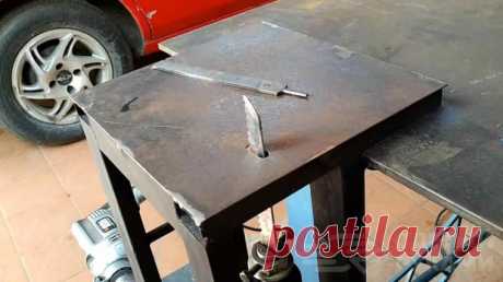 Универсальный станок «2 в 1» для домашней мастерской В этом обзоре автор показывает, как из разного хлама и ненужных деталей сделать универсальный станок «2 в 1» для домашней мастерской и гаража.При помощи