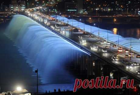 Инопланетный мост Банпо в Южной Корее / Туристический спутник