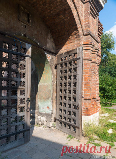 Древняя улица в центре Москвы