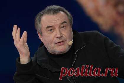 Алексей Учитель призвал Россию выдвинуть фильм на «Оскар» в 2023 году. Российский режиссер Алексей Учитель призвал Россию выдвинуть фильм на премию «Оскар» в 2023 году. Кинодеятель выразил мнение, что у отечественных режиссеров есть картины, которые можно выдвинуть на конкурс, а также подчеркнул, что речь идет не только о политике, но и об искусстве.