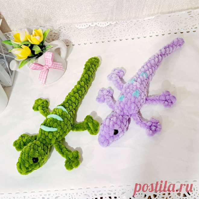 PDF Ящерка крючком. FREE crochet pattern; Аmigurumi toy patterns. Амигуруми схемы и описания на русском. Вязаные игрушки и поделки своими руками #amimore - плюшевая ящерица, ящерка из плюшевой пряжи.