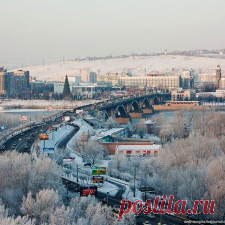 (1) Facebook