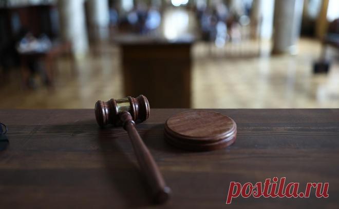 «Ъ» узнал об иске жертв советских репрессий к краснодарским чиновникам. Репрессированные греки Панаетиди подали в суд на краснодарских чиновников за снижение почти вдвое компенсации за утраченное жилье, пишет «Ъ». Чиновники объяснили расчет численностью семьи