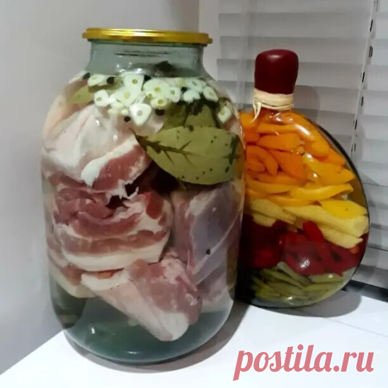 Солим грудинку в банке 