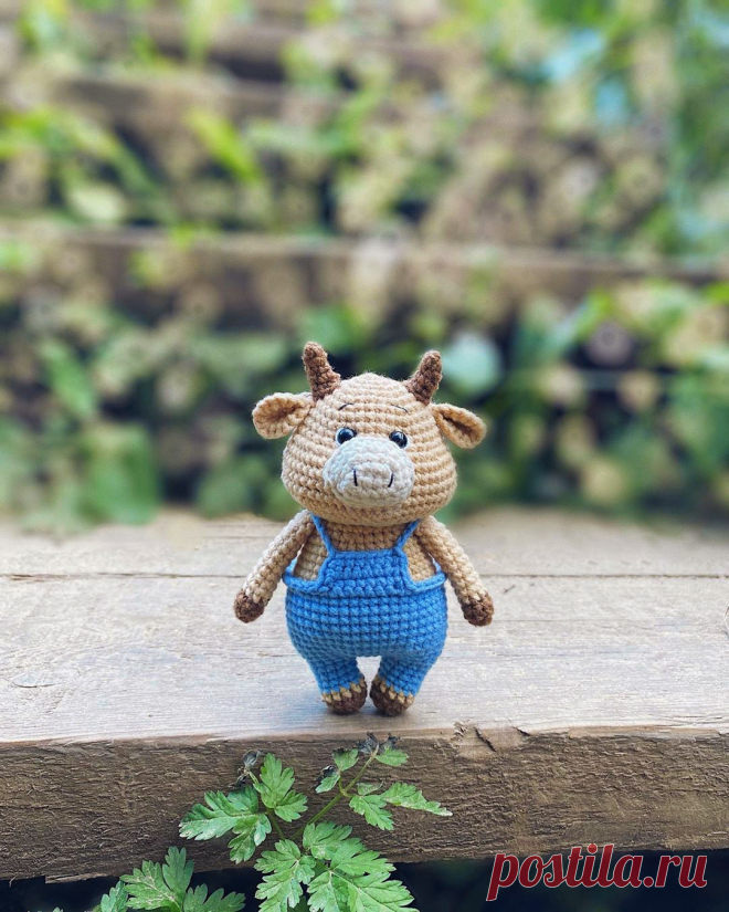 PDF Бычок крючком. FREE crochet pattern; Аmigurumi animal patterns. Амигуруми схемы и описания на русском. Вязаные игрушки и поделки своими руками #amimore - бык, маленький бычок, корова, коровка, телёнок.