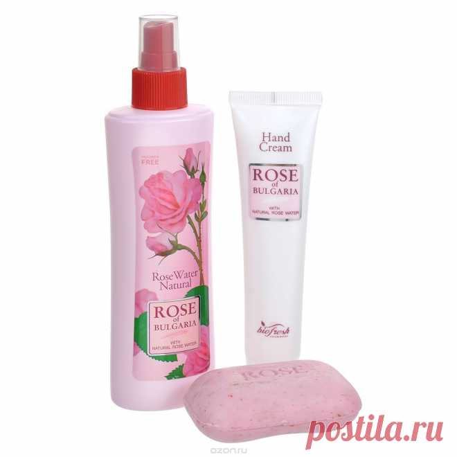 Rose of Bulgaria Подарочный набор №2: натуральная розовая вода, мыло с частицами лепестков роз, крем для рук - купить, цена rose of bulgaria подарочный набор №2: натуральная розовая вода, мыло с частицами лепестков роз, крем для рук в каталоге Наборы от интернет-магазина OZON.ru