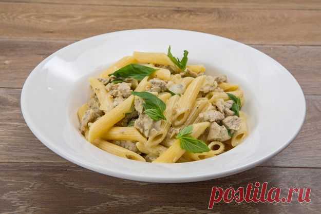 Пенне с колбасками и горчицей - KitchenMag.ru