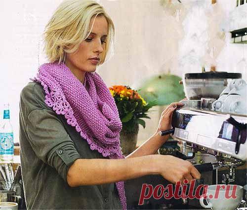 Треугольный платок с кружевной каймой