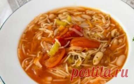 Аппетитный овощной суп с макаронами и фасолью