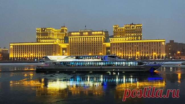 СМИ: экс-руководителей научного комитета ГРАУ обвинили в получении взятки