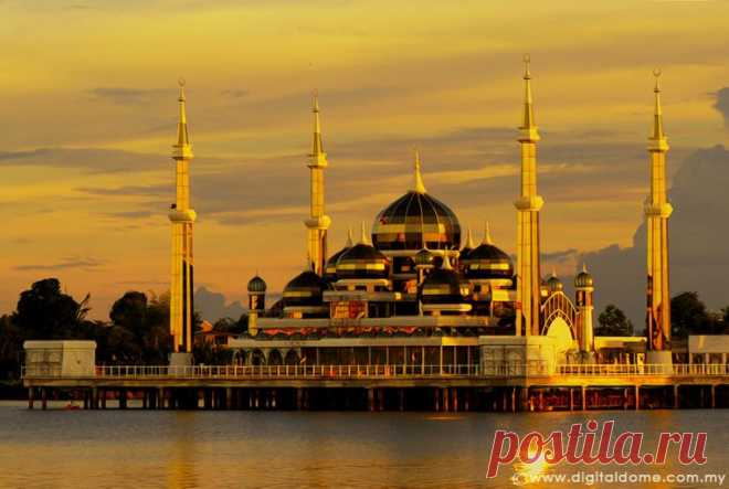 masjid-kristal