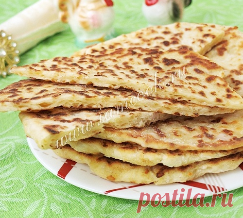 Сырные лепёшки на кефире.