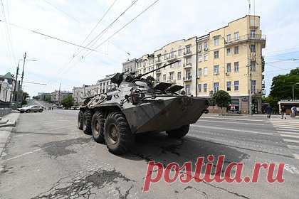 К бывшему вагнеровцу пришли полицейские после мятежа ЧВК. К бывшему участнику «Группы Вагнера» пришли полицейские после вооруженного мятежа ЧВК. По словам мужчины, полицейских интересовало, не выходили ли с ним на связь от имени главы организации Евгения Пригожина. Также, по словам мужчины, правоохранителей интересовало его мнение о последних событиях.