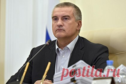 В Крыму бессрочно продлили высокий уровень террористической опасности. В ряде муниципалитетов Крыма бессрочно продлили действие высокого («желтого») уровня террористической опасности. Об этом сообщил глава республики Сергей Аксенов. Он уточнил, что речь идет о городских округах Армянск, Джанкой, Керчь, Красноперекопск, а также Джанкойском, Красноперекопском и Ленинском районах.