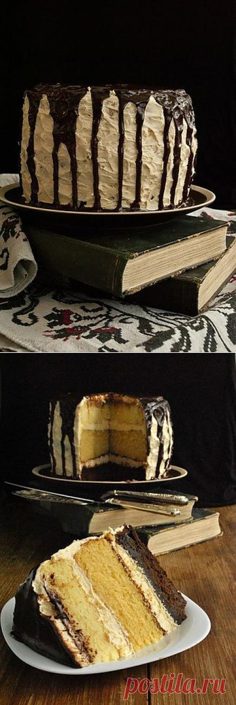 безумный шляпник - Chocolate Caramel &amp; White Cake with Caramel Buttercream and Chocolate Ganache