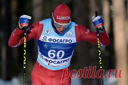 Большунов рассказал о ждущих россиян на международных турнирах норвежцах. Трехкратный олимпийский чемпион Александр Большунов рассказал, что норвежские лыжники ждут возвращения россиян на международные турниры. «Ребята из марафонской серии недавно написали: "Мы ждем тебя в Тронхейме". Кажется, что с каждым днем все больше и больше их становится», — поделился он.