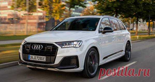 Гибридный кроссовер Audi Q7 TFSI e 2020