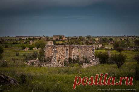 Агдам — "Город — призрак". Город, известный своей "бормотухой" на весь СССР — Сообщество «Драйвер-Путешественник» на DRIVE2