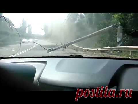 ДТП в Крыму с танком: очевидцы засняли видео падения | Внешнеэкономические связи
