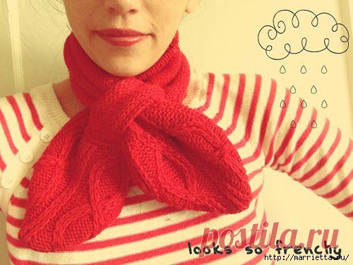 Шарфик из старого свитера, чтобы горлышку было тепло).