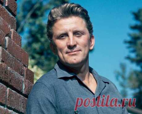 Умер Кирк Дуглас: легендарного актера не стало в возрасте 103 лет