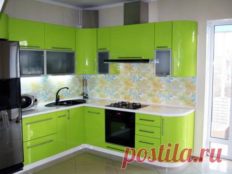 МАЛЕНЬКАЯ КУХНЯ