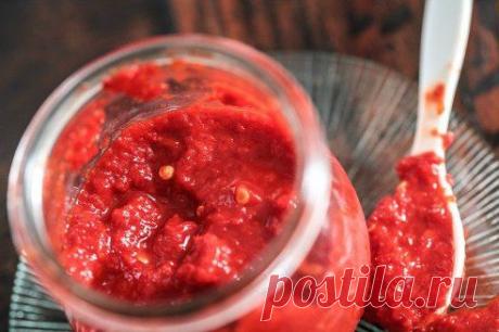 соус Шрирача.