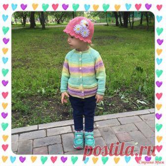 Кофточка дочке (рост ~90 см). Реглан сверху. Описание.   Пишу в спешке, завтра неожиданно и срочно придется улететь на две недели. А мне так хочется выложить эту информацию. Мне кажется, кому-то может пригодиться.