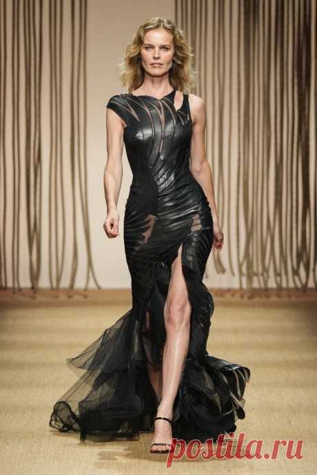 Высокая мода Roberto Cavalli Spring/Summer 2025