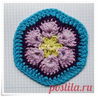 Африканский цветок крючком по уроку