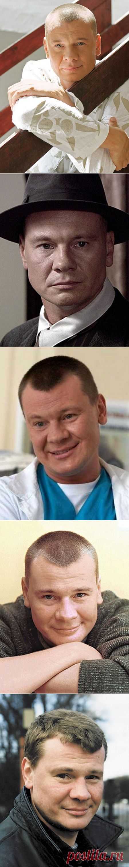 Владислав галкин -ВЕЛИКИЙ АКТЁР!!!!,это талантливый актер, который всегда выделялся в череде своих коллег каким-то непередаваемым шармом, обаянием и внутренней открытостью.