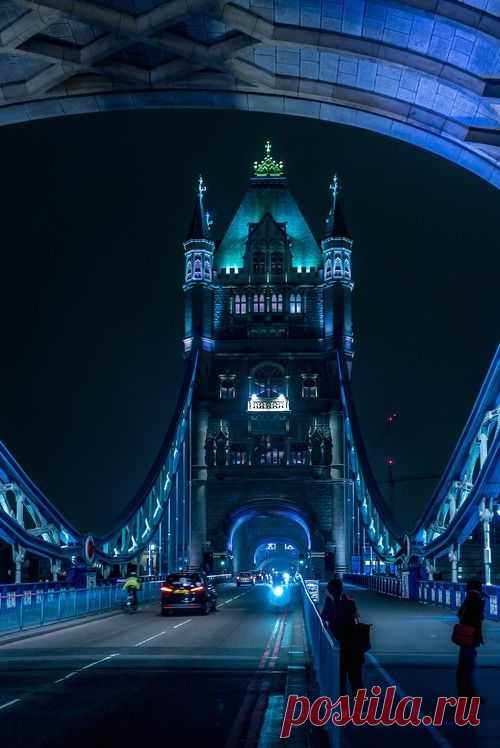 Tower Bridge, London  |  Найдено на сайте 99traveltips.com.