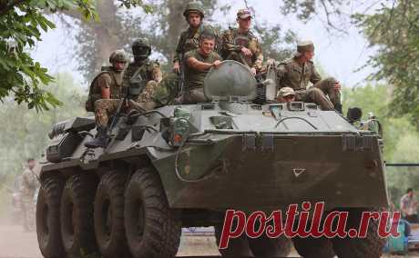 Алаудинов заявил, что военные контролируют обстановку в Курской области. Обстановка в Курской области находится под контролем российских военных, работа по выбиванию солдат Вооруженных сил Украины (ВСУ) продолжается, заявил ТАСС замначальника Главного военно-политического управления Вооруженных сил России, командир спецназа «Ахмат» генерал-майор Апти Алаудинов.