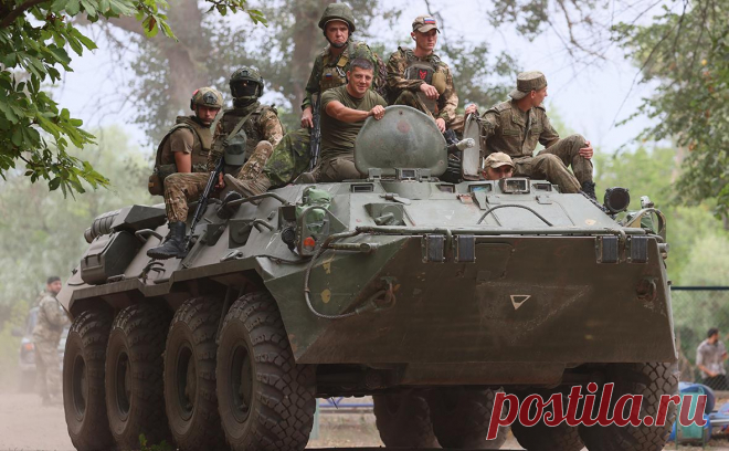 Алаудинов заявил, что военные контролируют обстановку в Курской области. Обстановка в Курской области находится под контролем российских военных, работа по выбиванию солдат Вооруженных сил Украины (ВСУ) продолжается, заявил ТАСС замначальника Главного военно-политического управления Вооруженных сил России, командир спецназа «Ахмат» генерал-майор Апти Алаудинов.