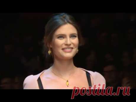 DOLCE &amp; GABBANA Women Fashion Show Fall Winter 2015 2016 HD