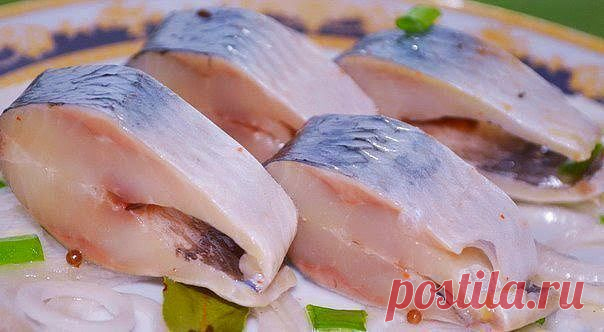Лучшие кулинарные рецепты: Селедочка домашнего посола