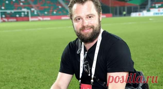 «Все на маму похожи»: 41-летний Виталий Гогунский опубликовал семейное фото . Милая Я